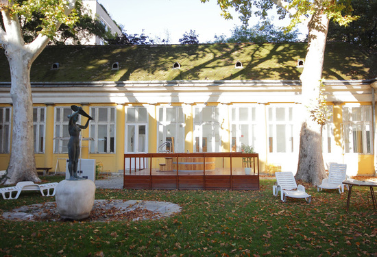 Kültéri dézsa